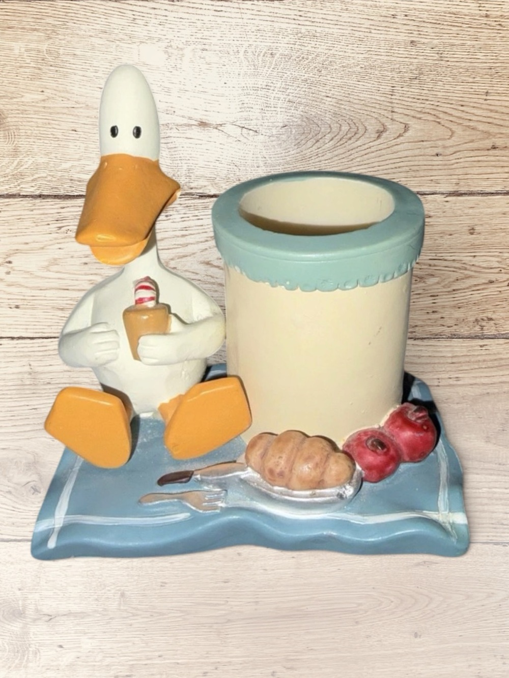 VTG Michael Bedard Sitting Ducks
Productions Toothpick Holder
Figurine Resin